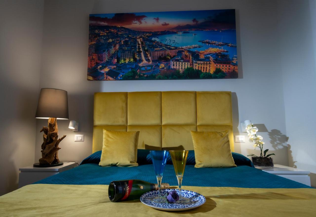 Bed and Breakfast Vivi A Napoli Exterior foto
