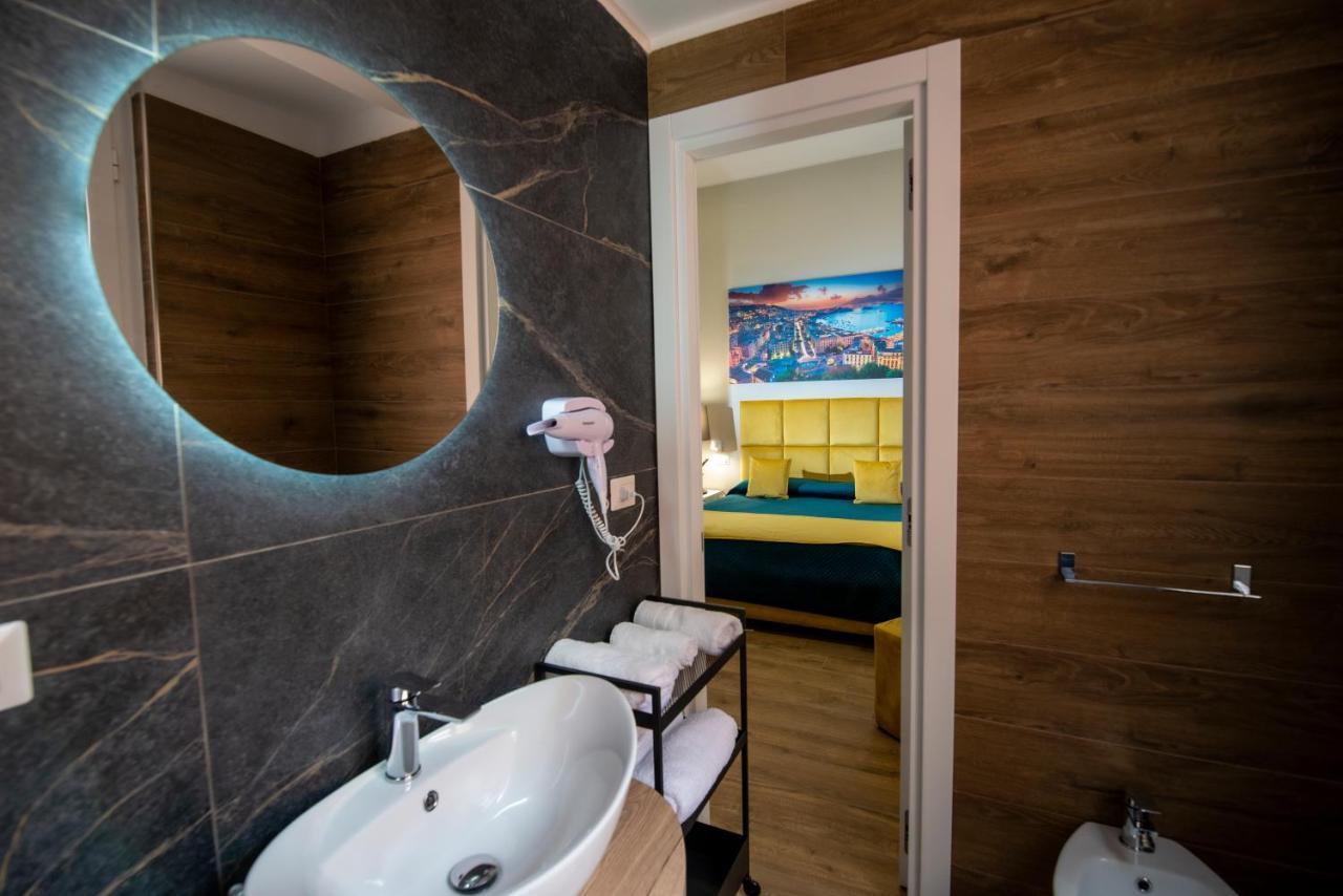 Bed and Breakfast Vivi A Napoli Exterior foto